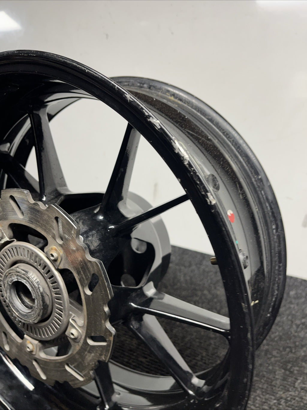 ☑️ OEM GENUINE 2009-2014 BMW S1000RR BLACK REAR WHEEL RIM (53711760)