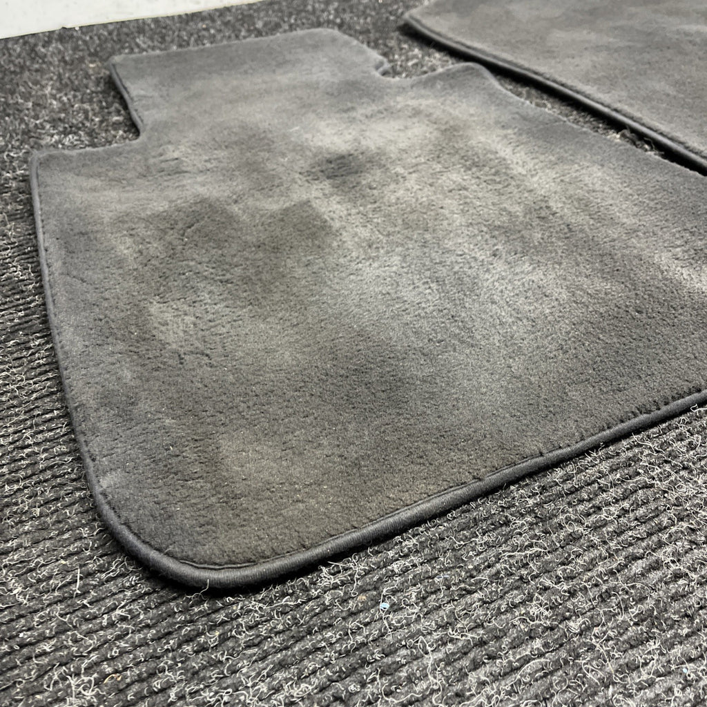 ☑️ Bmw Black Floor Mats Set Part Number 106480-11 OEM 3 And 5 Series