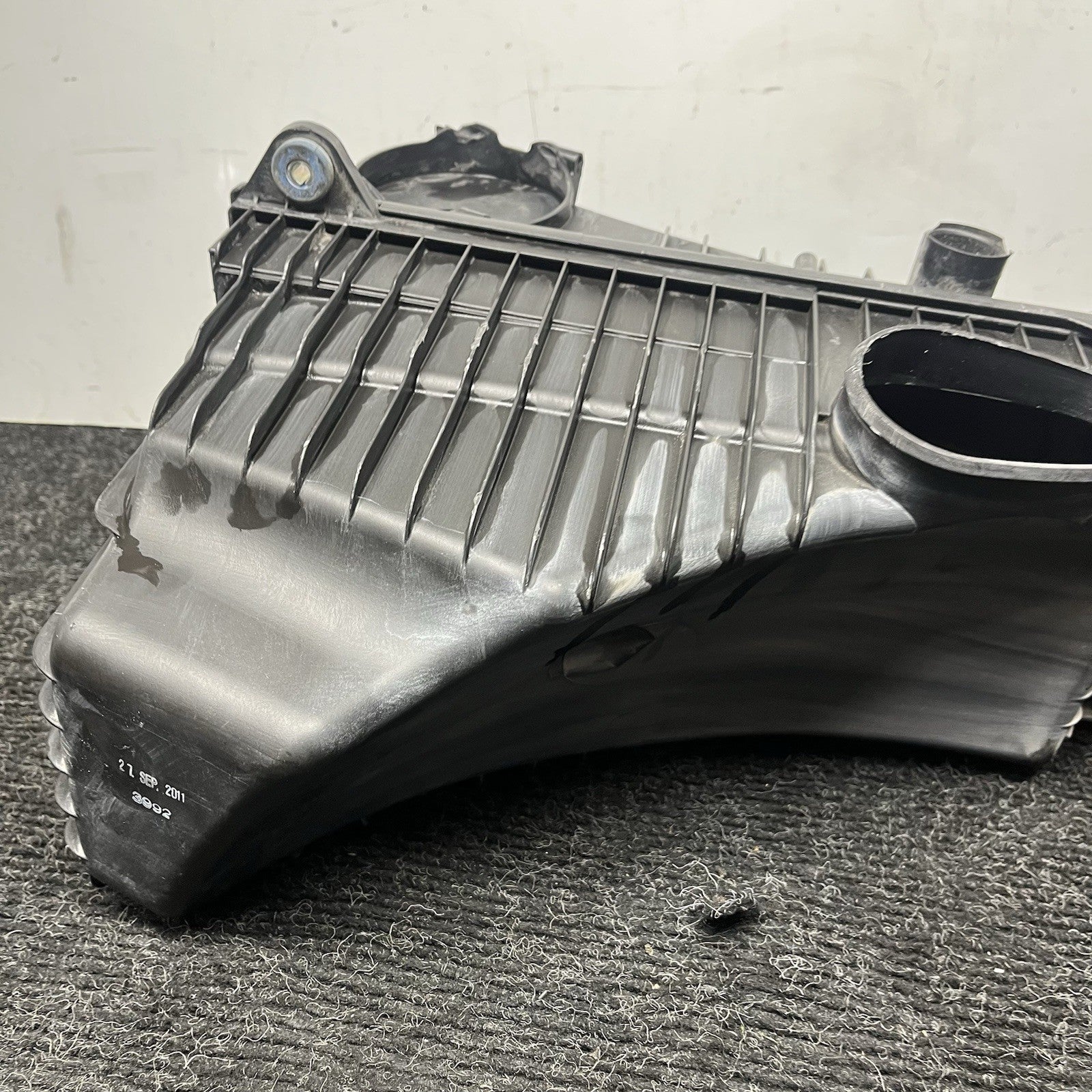 ☑️ 2011-2015 AUDI Q7 3.0 GAS ENGINE AIR INTAKE CLEANER FILTER BOX ASSEMBLY OEM