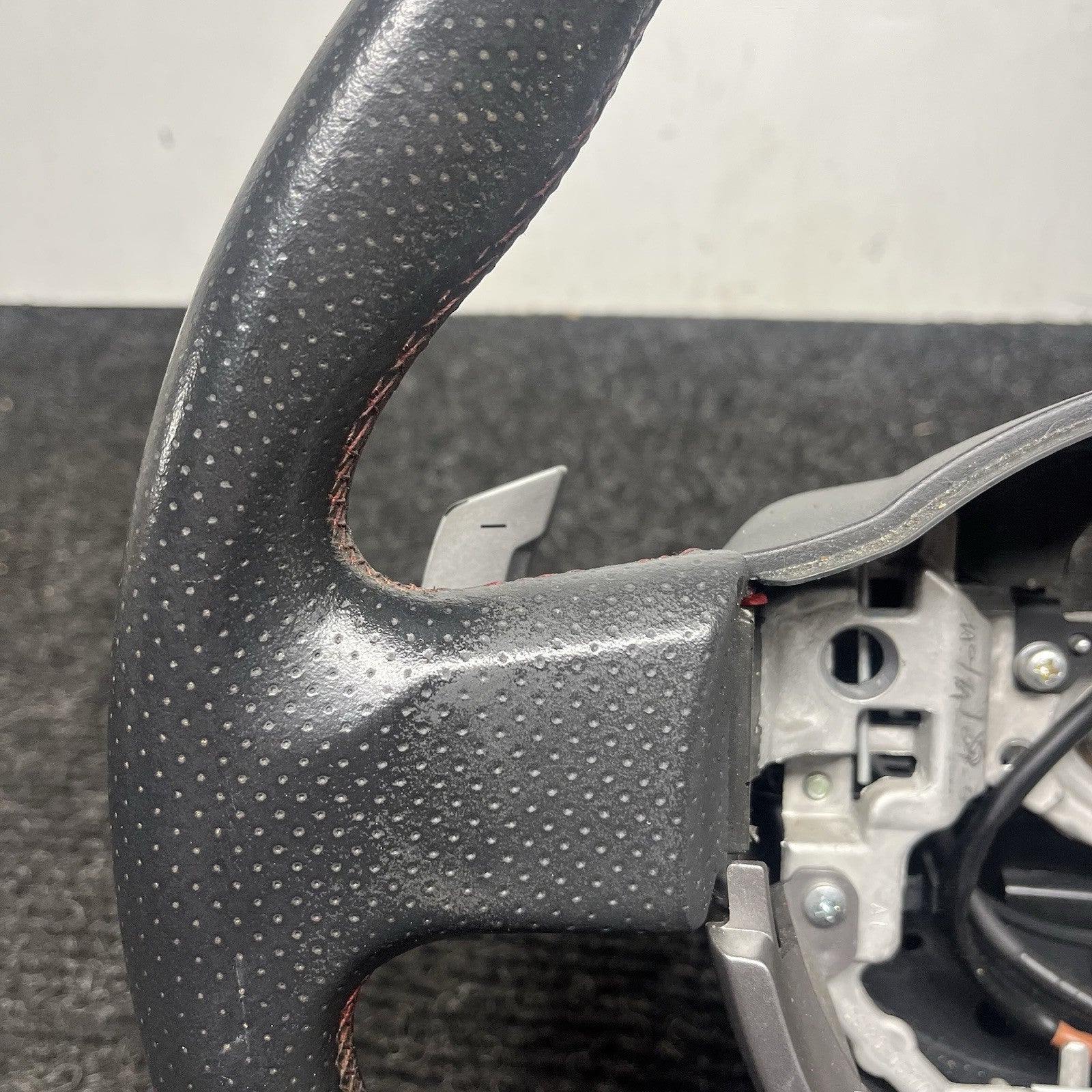 ☑️ 2013-2016 SCION FRS Subaru BRZ OEM Steering wheel Red Stitched Shift Paddles