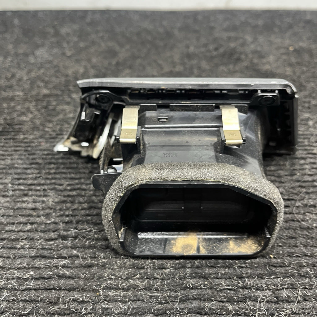 ☑️ 2012-2018 BMW 328i F30 Left Side Carbon Aluminum Air Vent 9218549-11 OEM