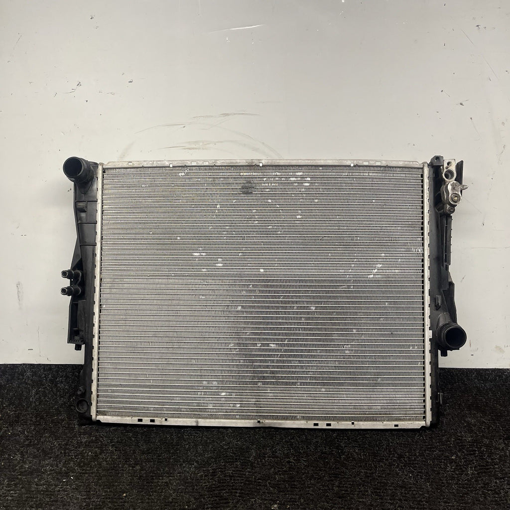 ☑️ 2001-06 BMW E46 330i M54 ENGINE RADIATOR A/C CONDENSER OIL COOLER SHROUD SET