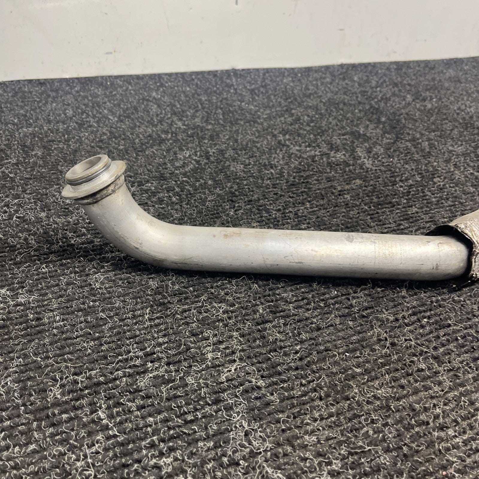 ☑️ Charge Air Induction Tract Charge Pipe BMW OEM E88 E82 N54 08-10 135i Z4 35i
