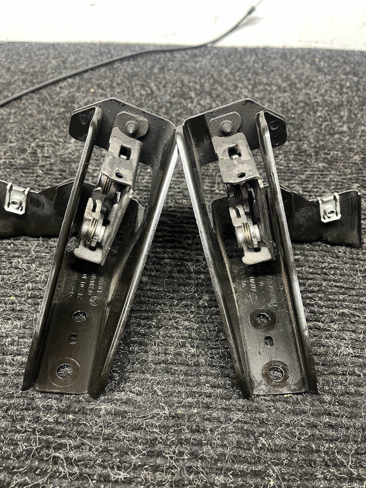 ☑️07-13 BMW 330i 328i 335i E90 E92 E93 Hood Latch and Mounting Bracket Set Cable