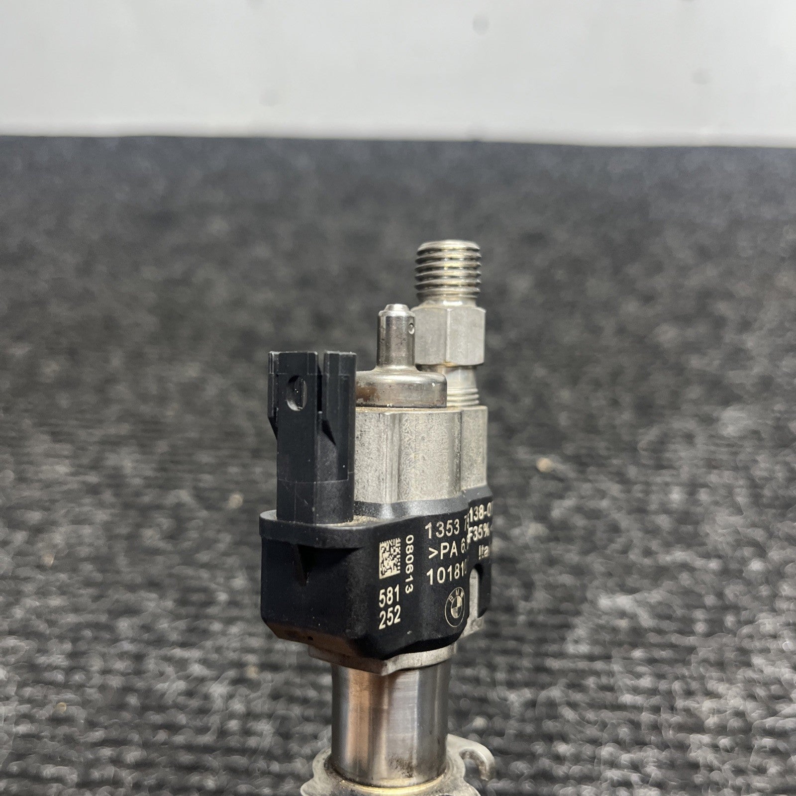 ☑️BMW 135 335 535 OEM FRONT ENGINE MOTOR HIGH PRESSURE FUEL INJECTOR N54 INDEX 7