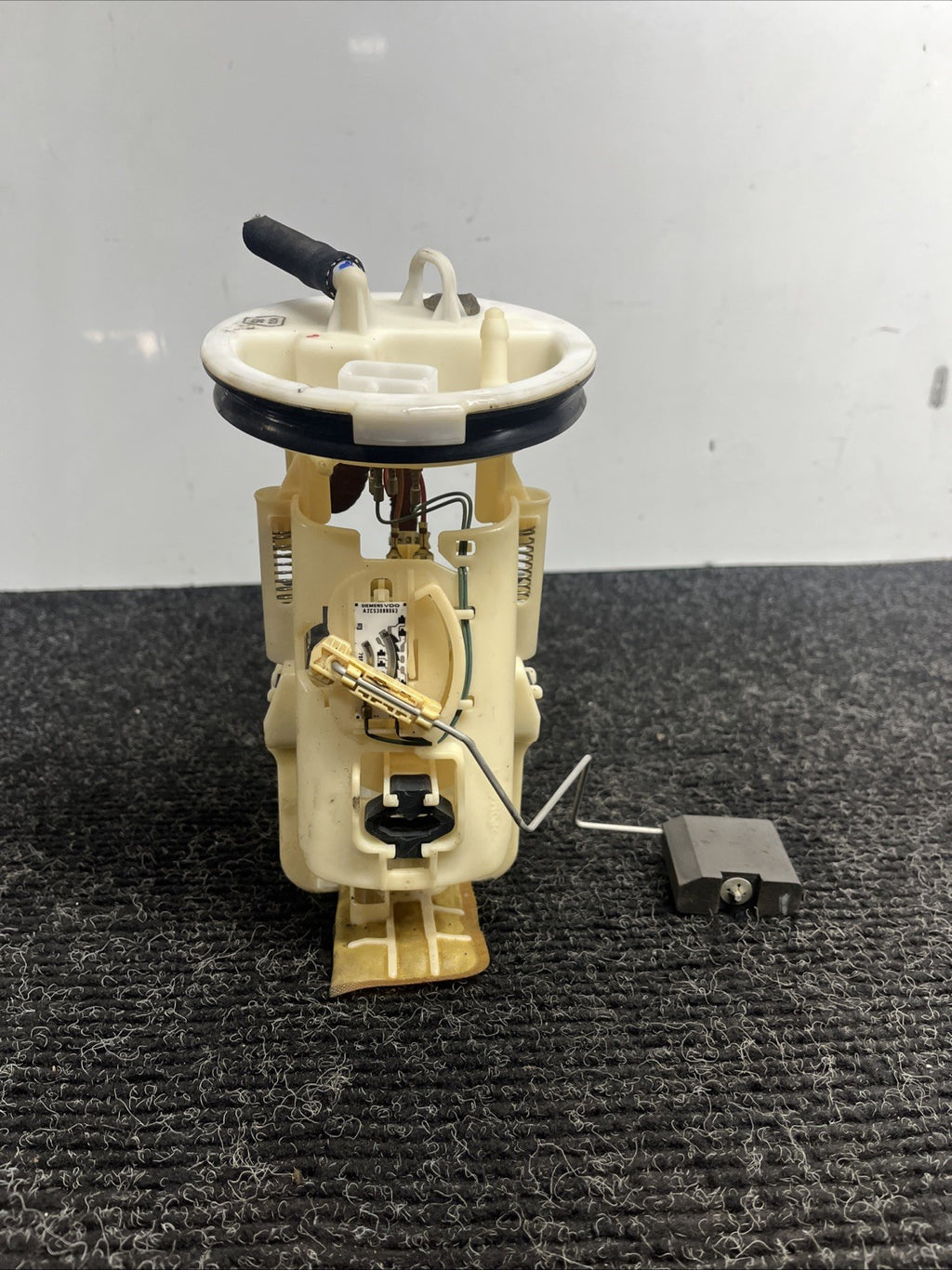 ☑️ BMW Fuel Pump E46 330ci 1184165 16146766942 2.0 105 KW 143 PS 2002-07 OEM