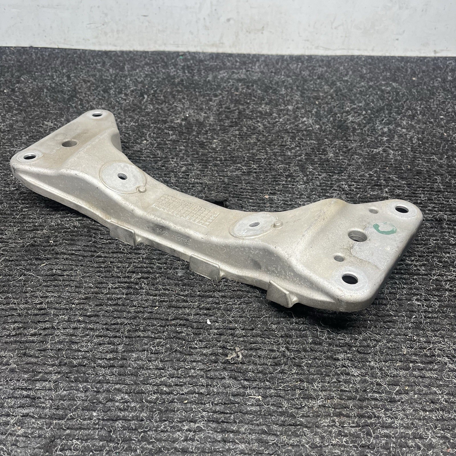 ☑️ 16-21 BMW F30 F32 F36 Auto Transmission Gearbox Support Mount Bracket OEM