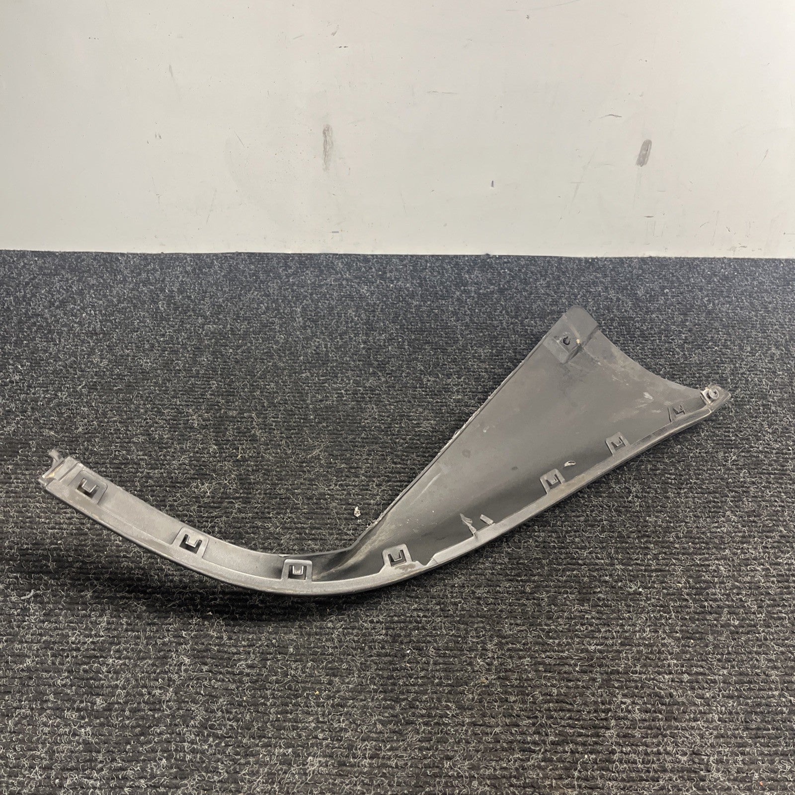 ☑️14-19 Maserati Ghibli Rear Right Side Bumper Valance Lower Panel Trim Oem