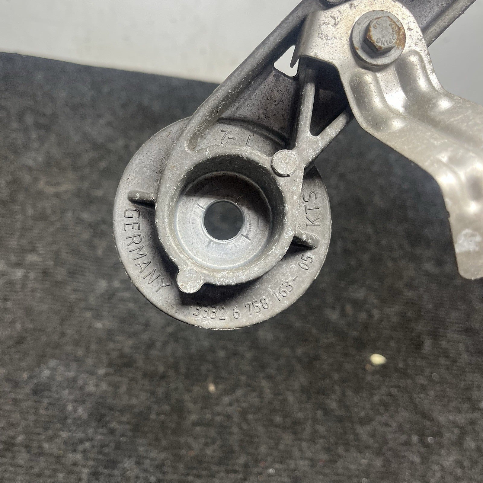 ☑️ 03-08 BMW Z4 E85 E86 Rear Differential Carrier Bracket SupportRod 6758163 OEM