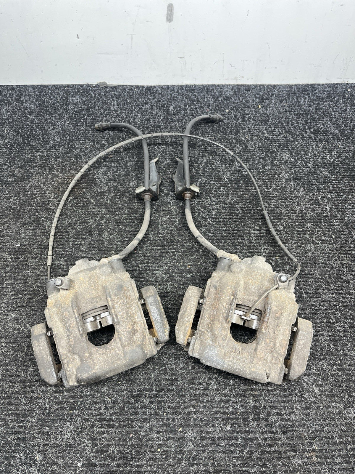 ☑️ 01-06 BMW E46 330i 330Ci RWD SET OF 2 REAR LEFT & RIGHT BRAKE CALIPER OEM