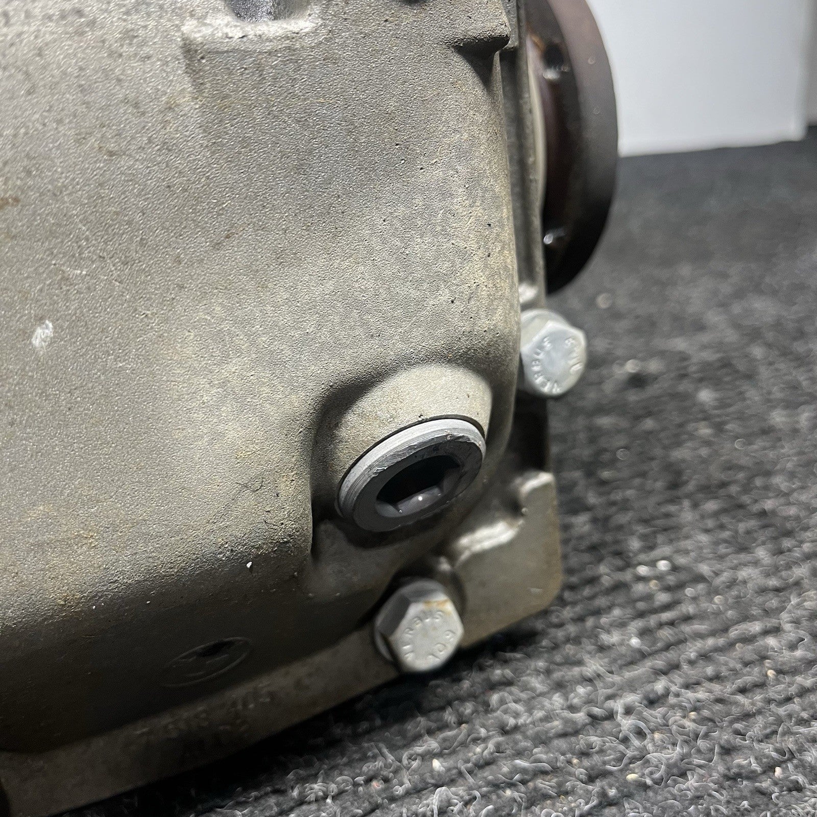 ☑️ 2007-2013 BMW 328i Rear Differential Carrier 3.73 Ratio 33107566179 OEM
