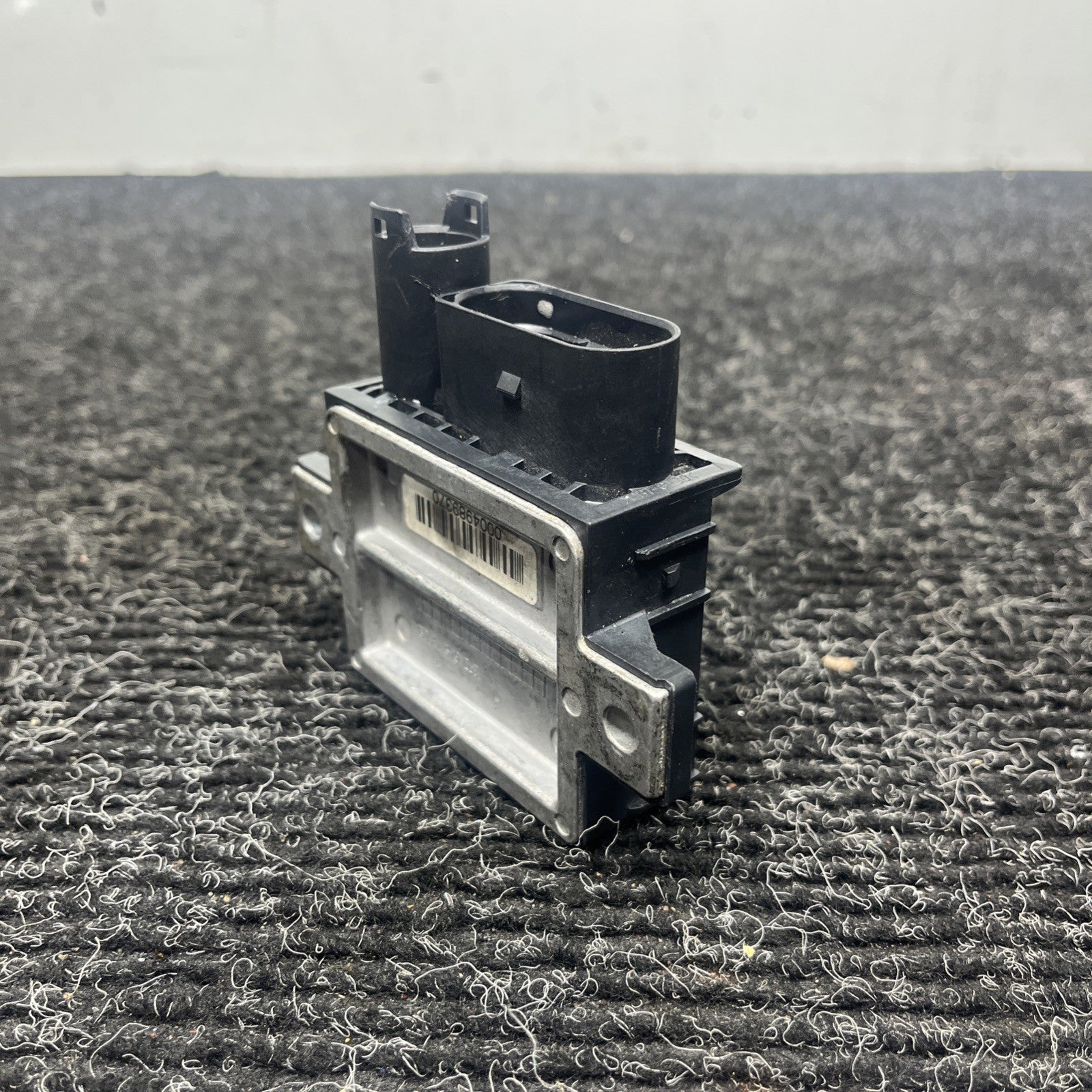 ☑️ OE BMW  Glow Plug System Relay For BMW X5 X6 E70 E71 E72 E90 E91 E92 8591724