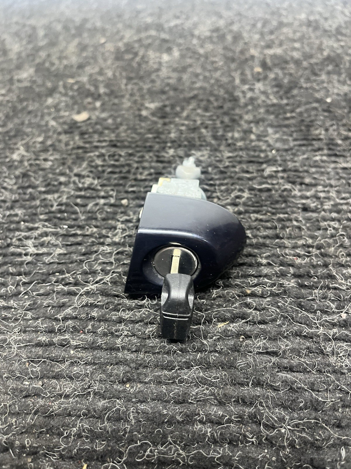 ☑️07-13 OEM BMW E92 E93 M3 Left Driver Door Lock Key Cylinder Mechanism DarkBlue