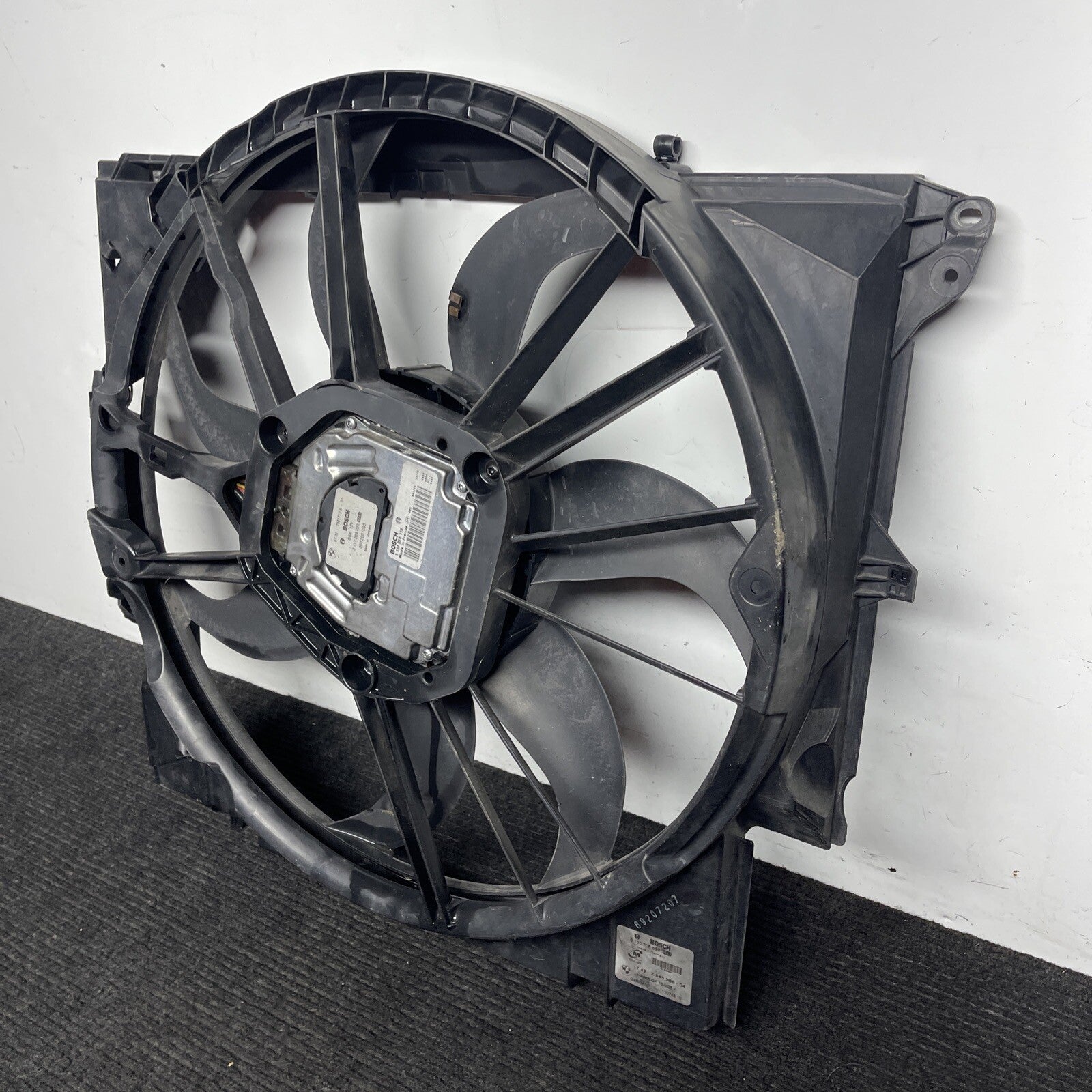 ☑️ 07-13 BMW E82 E90 E93 N54 N55 ENGINE RADIATOR COOLING AUXILIARY FAN 7545366