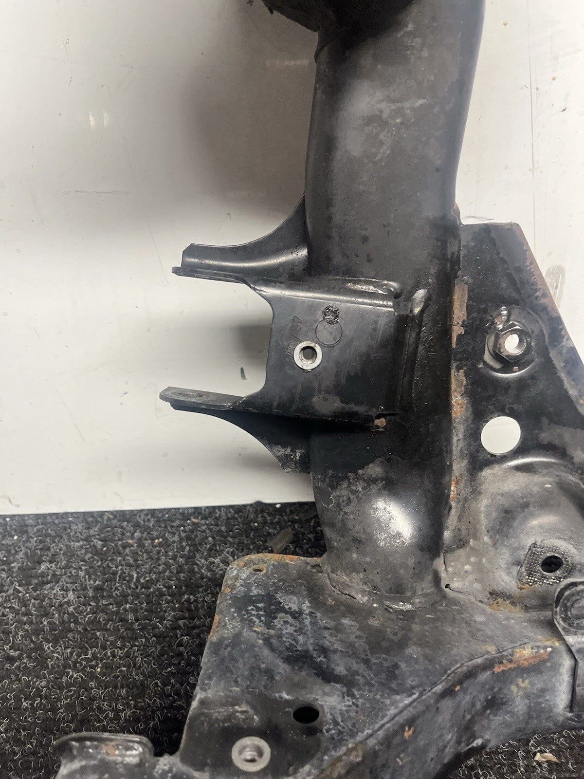 ☑️ 06-13 BMW E90 E92 3 Series Xi AWD Front Axle Crossmember Subframe Support OEM