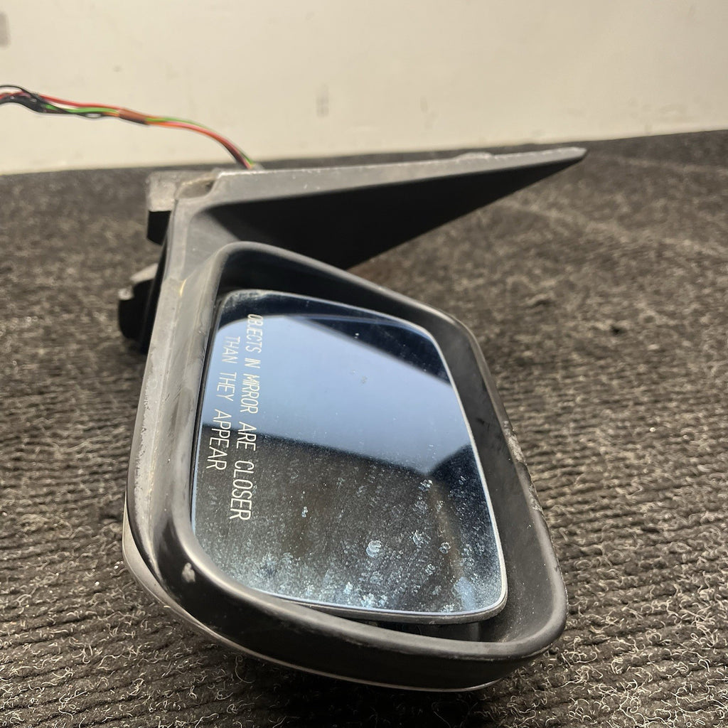 ☑️ 2001–2006 BMW 330i E46 Sedan Front Right Passenger Side Mirror OEM