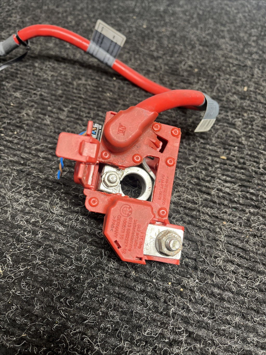 ☑️ 06-13 OEM BMW E82 E90 E92 M3 Battery Plus Pole Terminal Positive Red Cable
