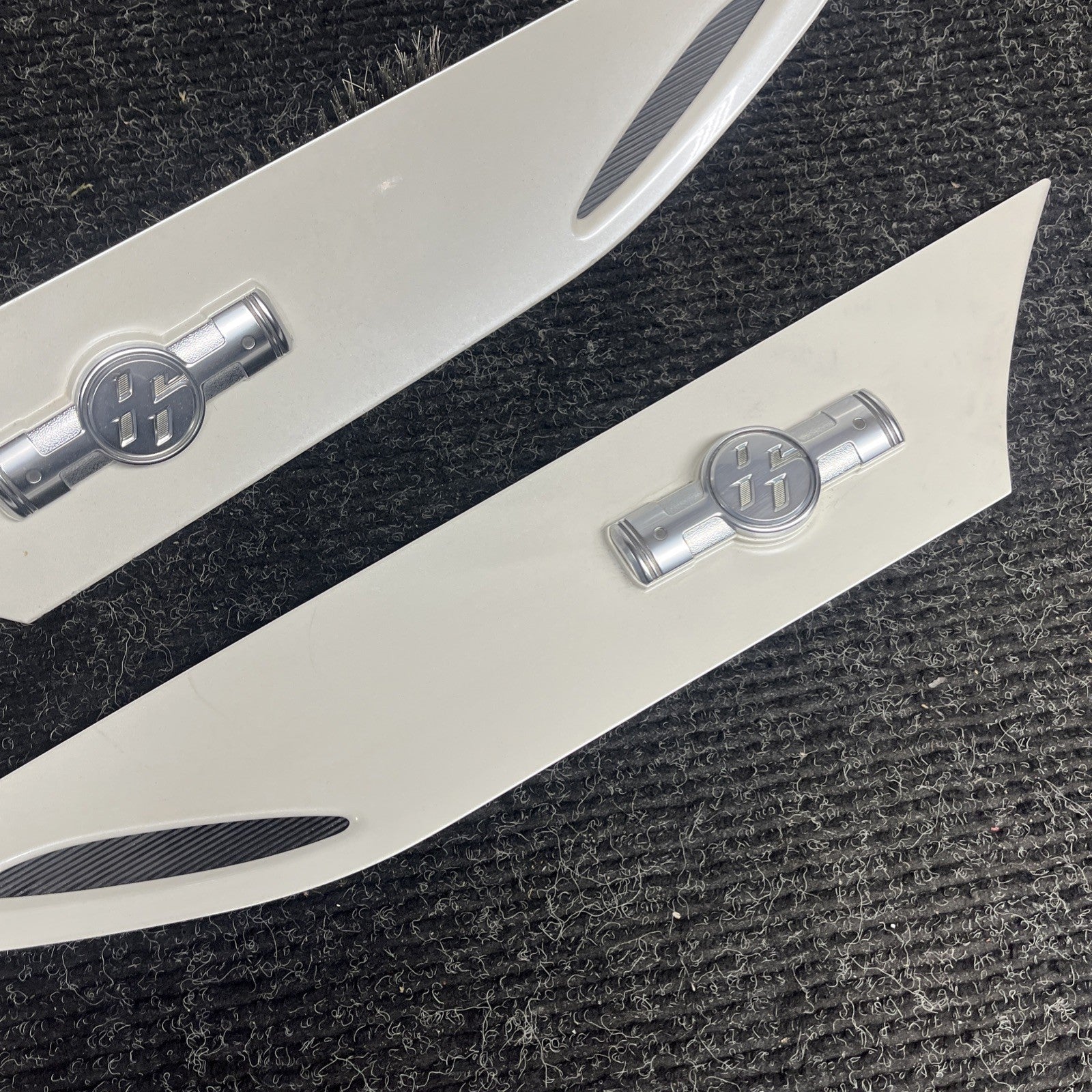 ☑️ 2013-2016 Scion FRS Subaru BRZ 86 OEM Fender Garnish Trim Set Gray Grey