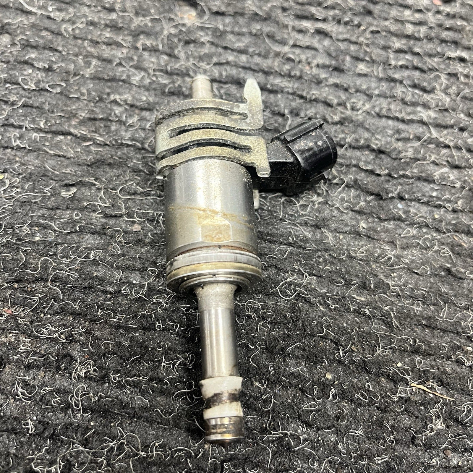 ☑️ 13-17 Scion FR-S Subaru BRZ 2.0L FA20 HIGH PRESSURE FUEL INJECTOR Genuine