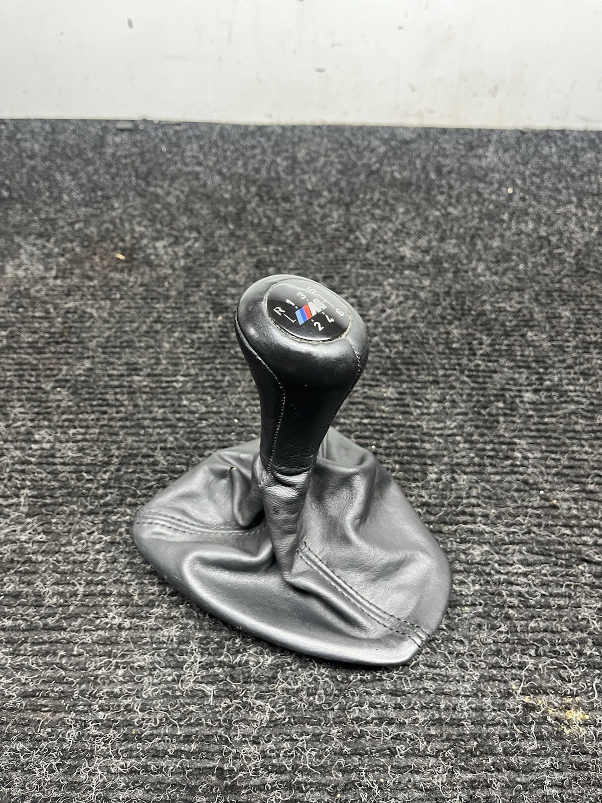 ☑️08-13 BMW E90 E92 E93 M3 LEATHER SHIFTER shift gear KNOB 6-SPEED ORIGINAL NOTE