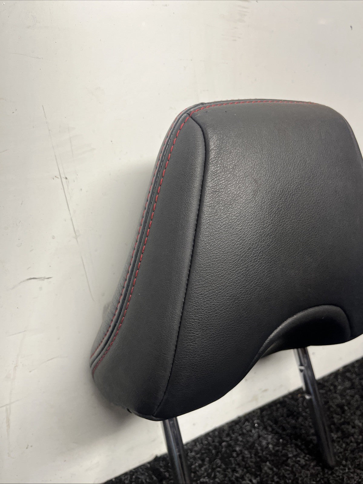 ☑️ 2013-2018 SCION FRS GT86 FRONT SEAT LEATHER RED STITCH HEAD REST