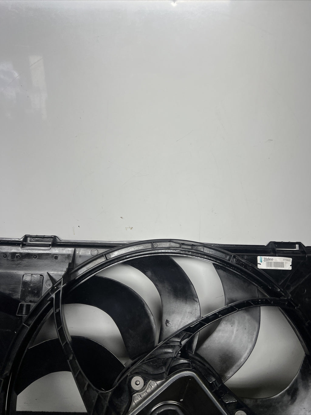 ☑️ 2013-2016 BMW 328i F30 Radiator Electric Fan Motor Blade Shroud