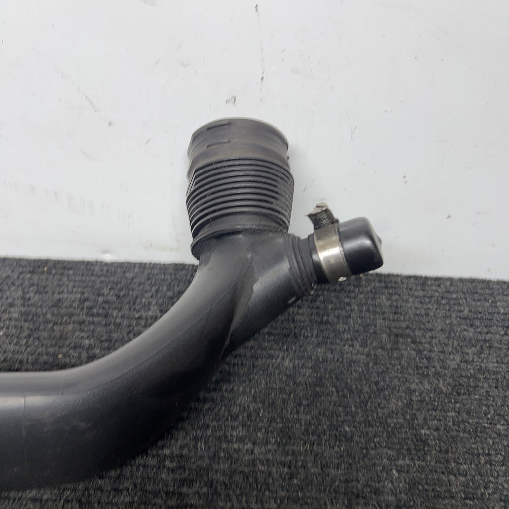 ☑️ BMW E60 E82 E90 E92 TURBO CHARGE AIR INDUCTION TUBE INTAKE PIPE OEM