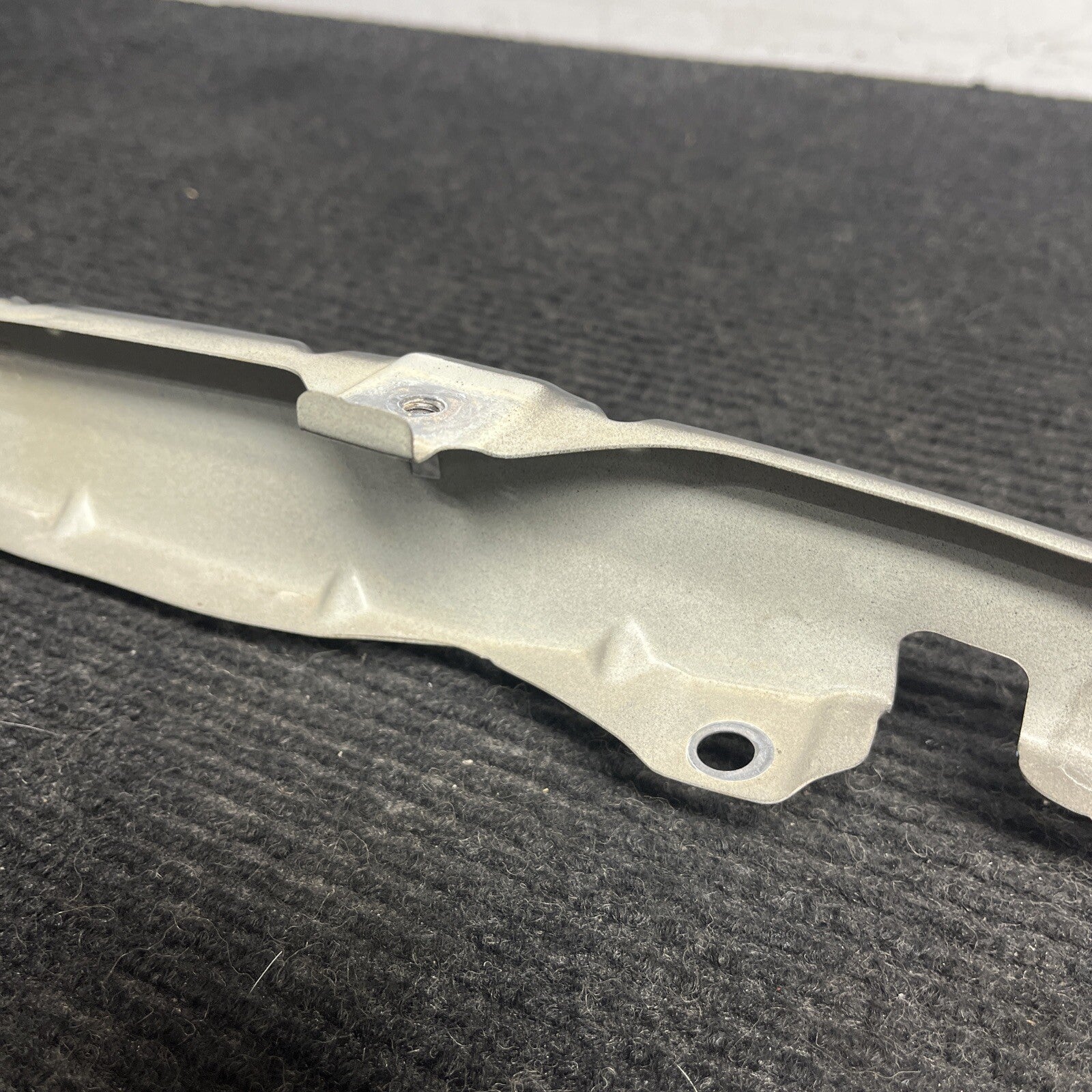 ☑️ 2013-19 Scion FRS Subaru BRZ 86 Front RH Right Side Fender Bracket OEM