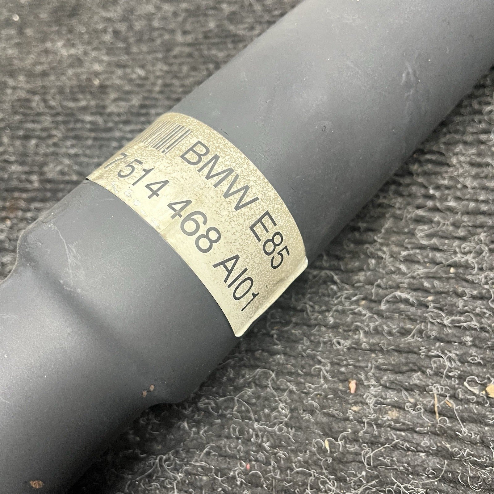 ☑️ 03-06 BMW E85 Z4 6 Speed Manual Transmission Driveshaft Propeller 1230M OEM