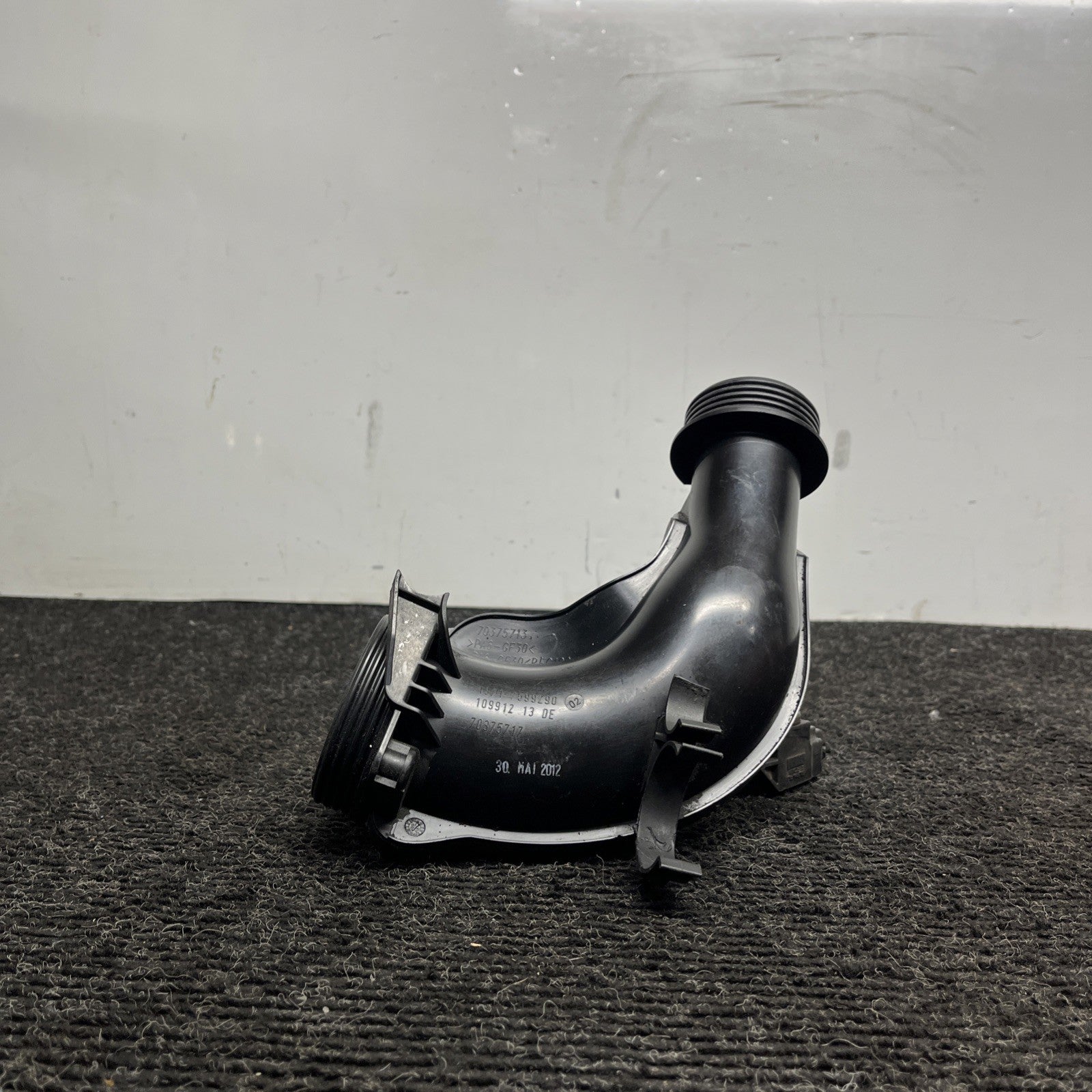 ☑️ Lower Bottom Turbo Air Duct Intake Boot Muffler Pipe OEM BMW E84 E90 E92 E93