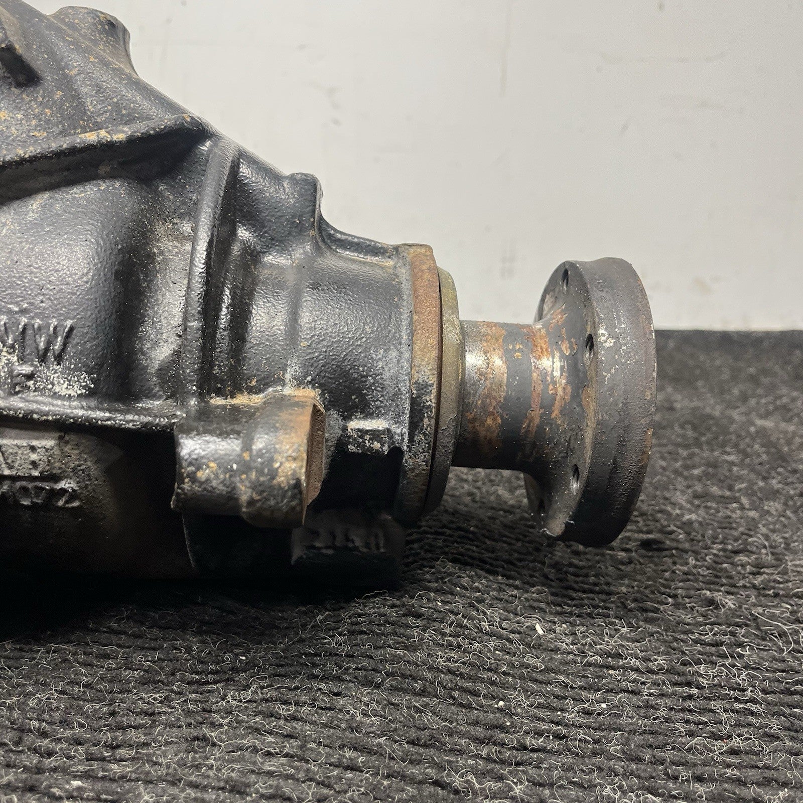 ☑️ 01-06 BMW E46 330i 330CI M/T MANUAL REAR DIFFERENTIAL CARRIER 3.07 RATIO OEM