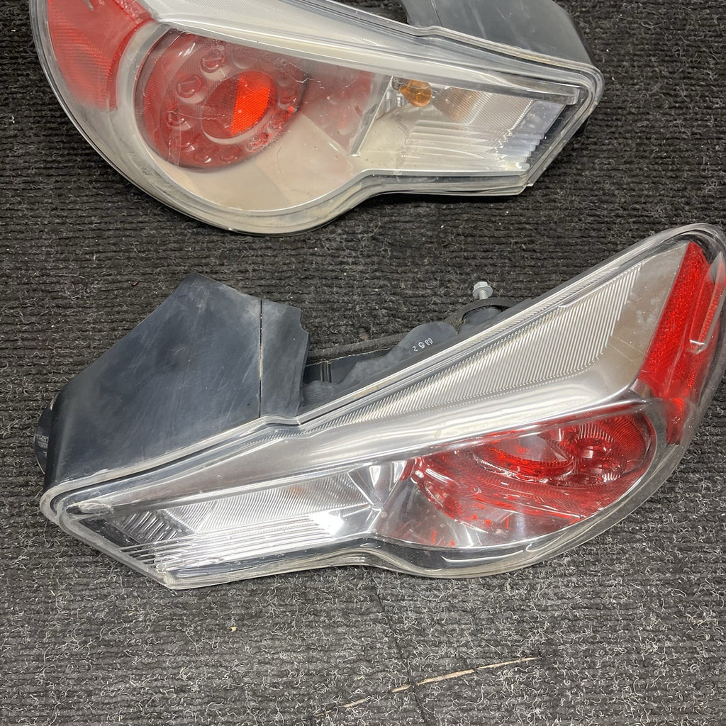 ☑️ 2013-2016 Scion FR-S Subaru BRZ LED Tail Light RH Passenger LH Driver OEM SET