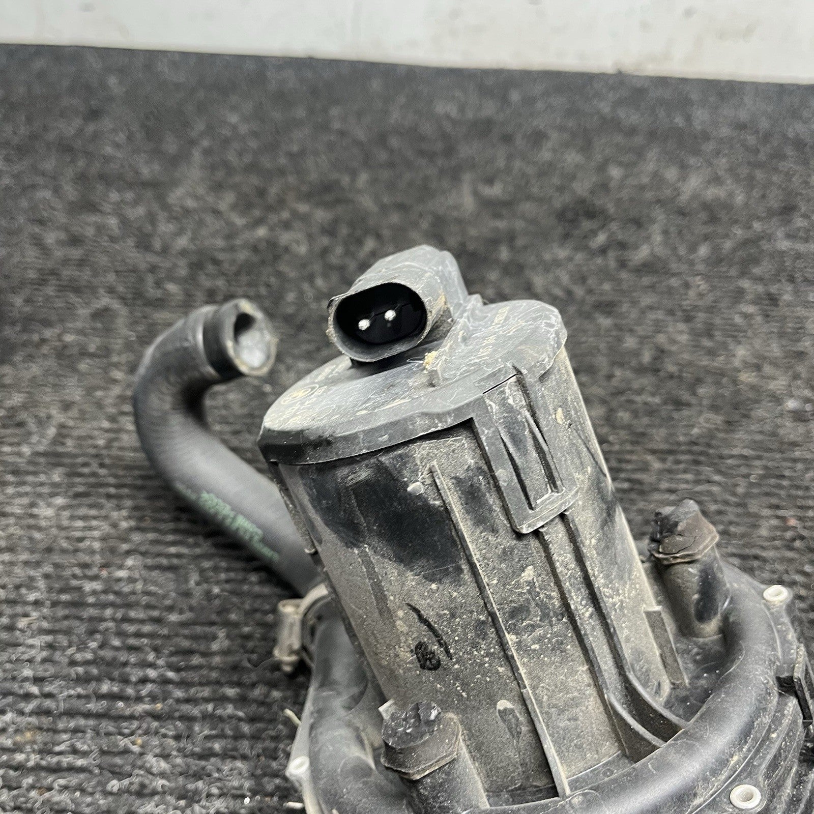 ☑️ 1999-02 BMW E46 330 325 323 SECONDARY AIR INJECTION SMOG PUMP OEM 1715293