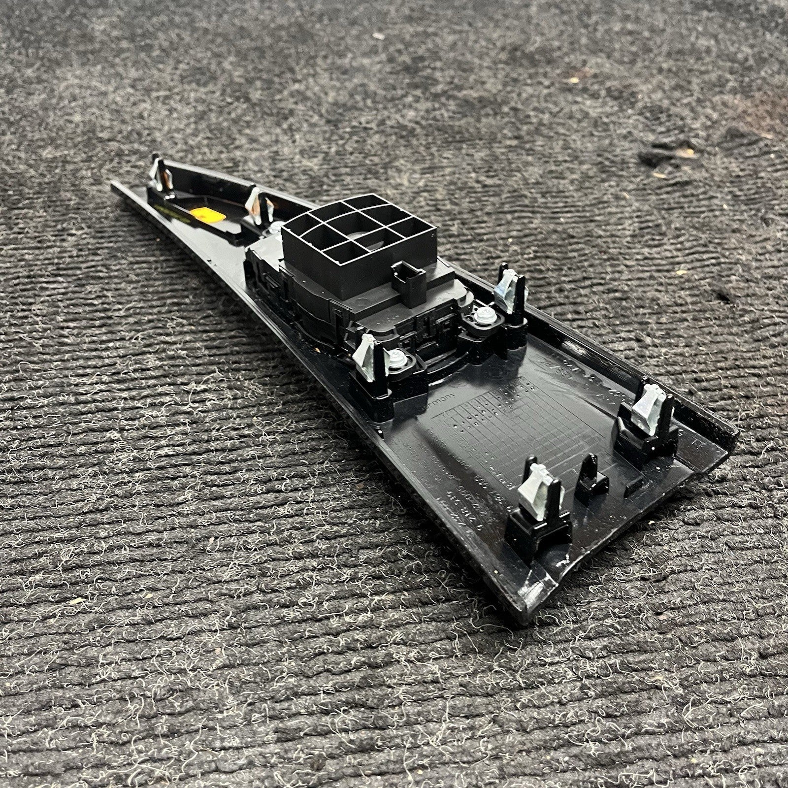 ☑️ 2012-2018 BMW F30 328i 335i Center Console iDrive Control Switch Trim OEM