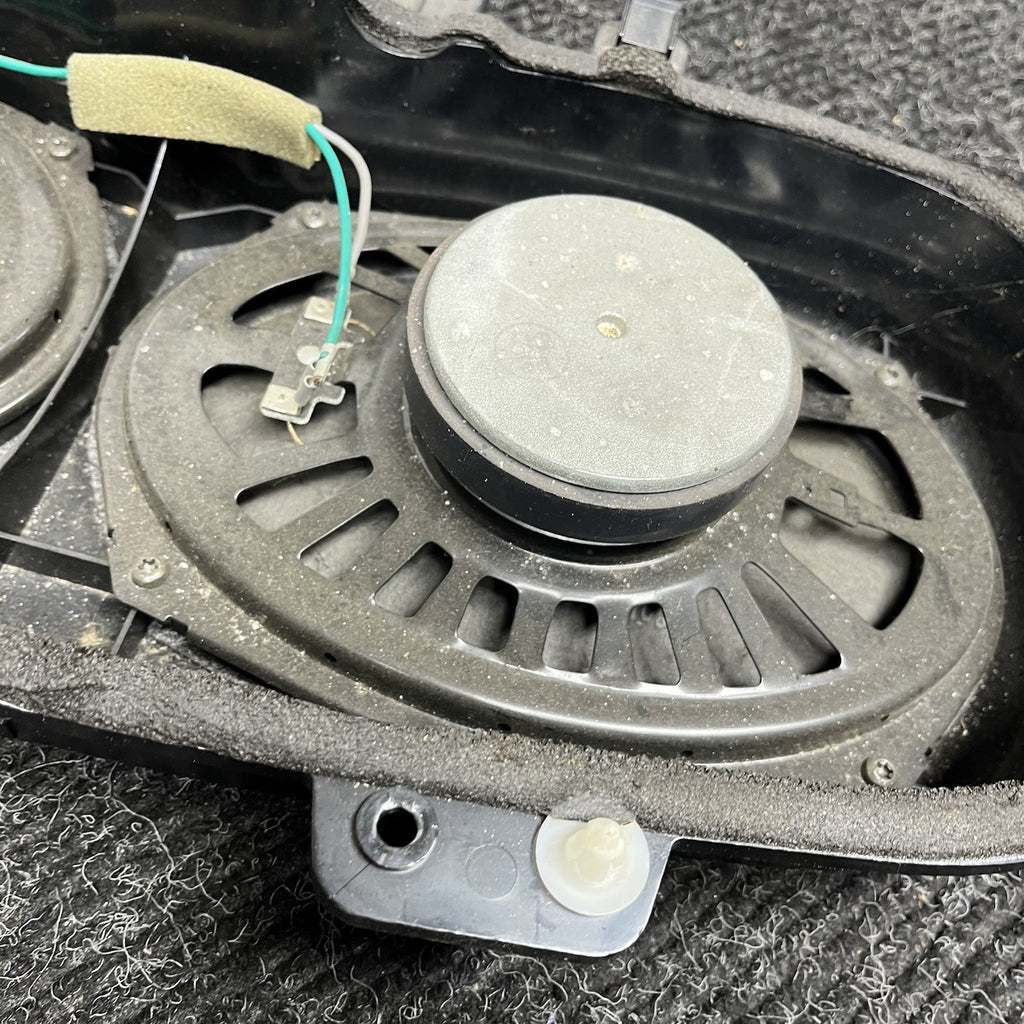 ☑️00-06 BMW M3 330 328 325 Rear Deck Subwoofer Speaker Harman Kardon 8374826 OEM