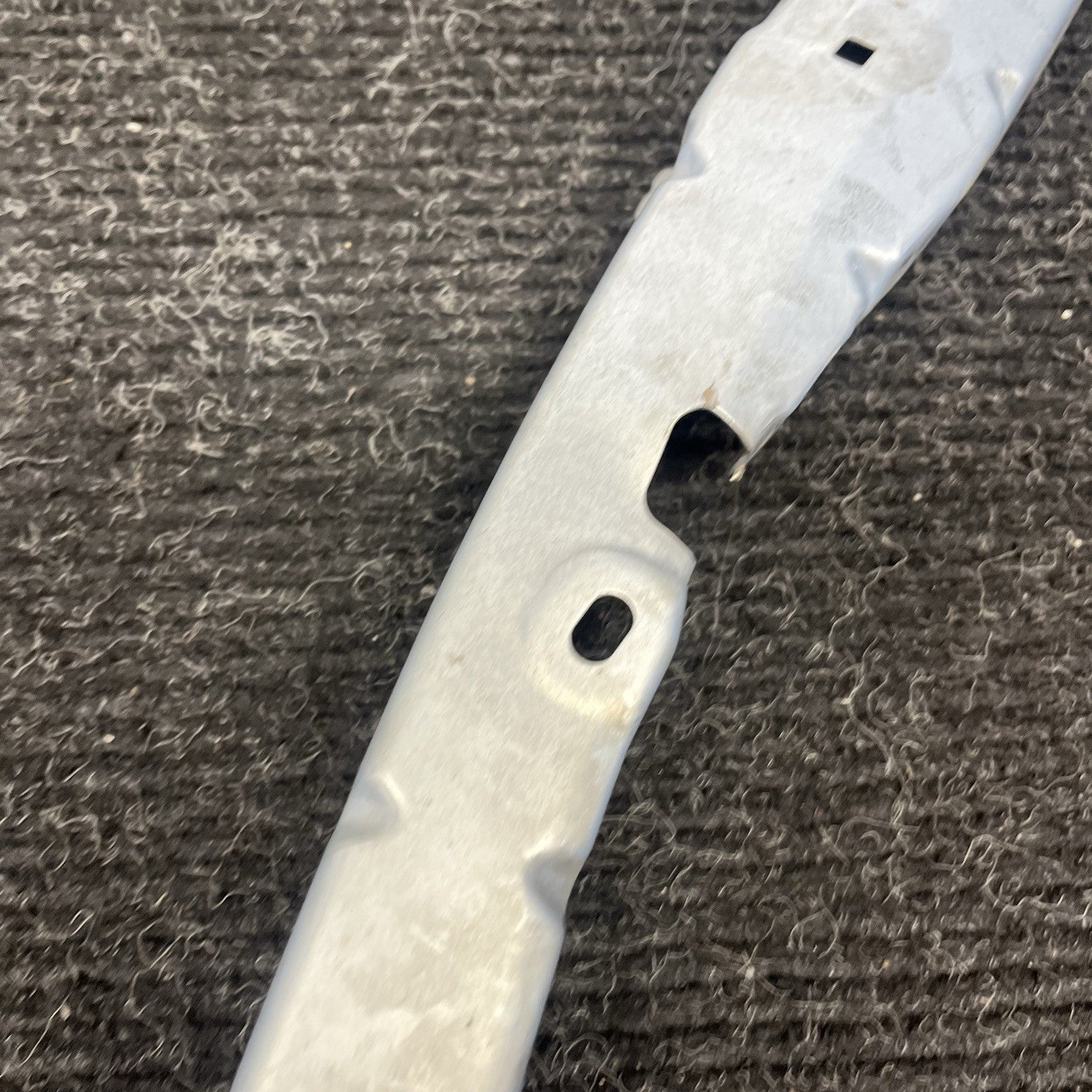 ☑️ 2013-19 Scion FRS Subaru BRZ 86 Front RH Right Side Fender Bracket OEM