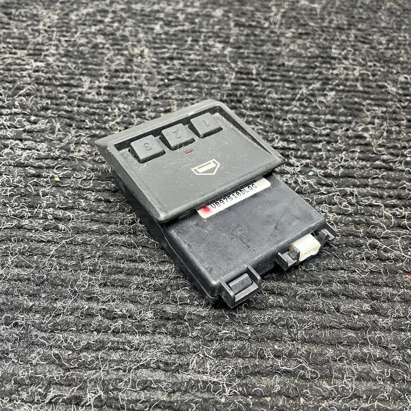 ☑️ 1997-2000 BMW 528I - Homelink Garage Opener 6919879