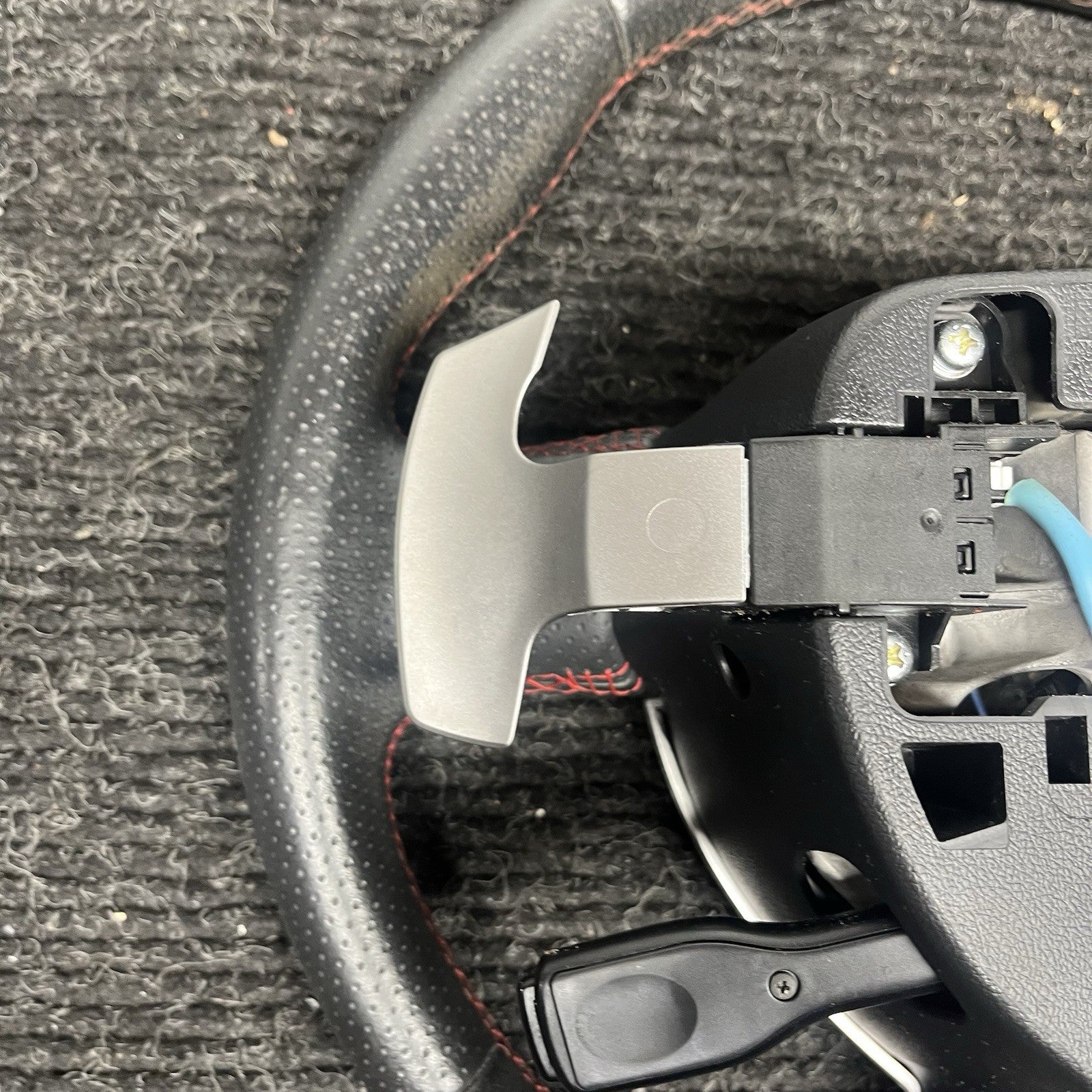 ☑️ 2013-2016 SCION FRS Subaru BRZ OEM Steering wheel Red Stitched Shift Paddles