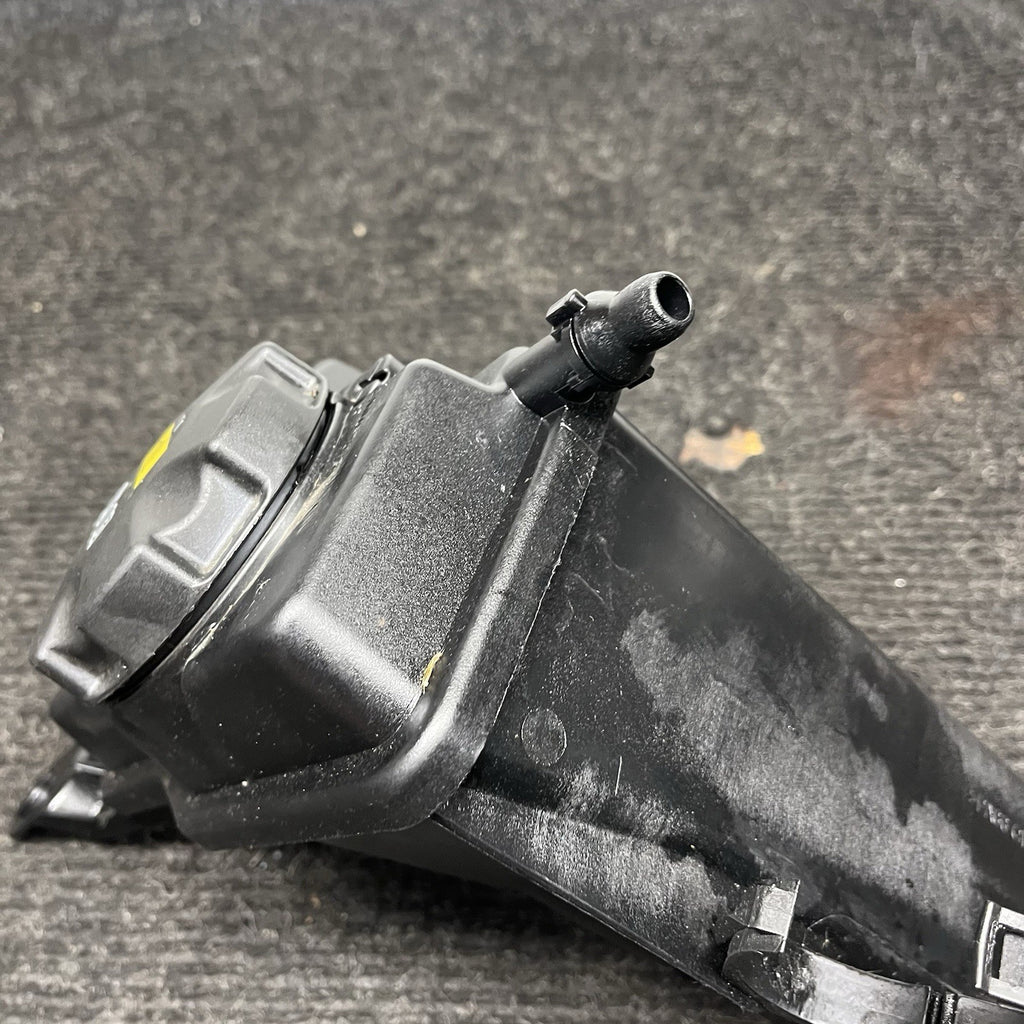 ☑️ 09-11 BMW E90 335d 3.0L Diesel Radiator Expansion Coolant Recovery Bottle OEM