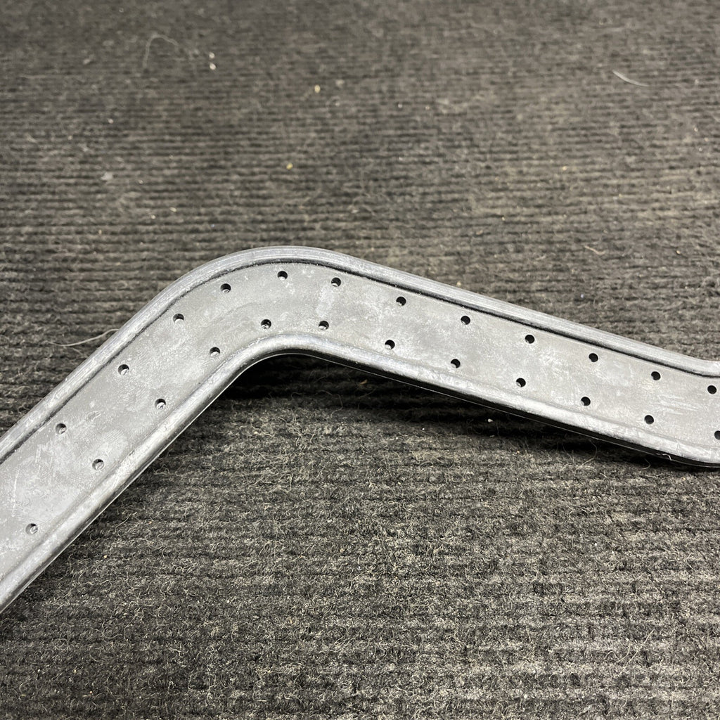 ☑️ 2008-2013 BMW 128i 135i Coupe Battery Protection Bar Bracket Holder Tie OEM