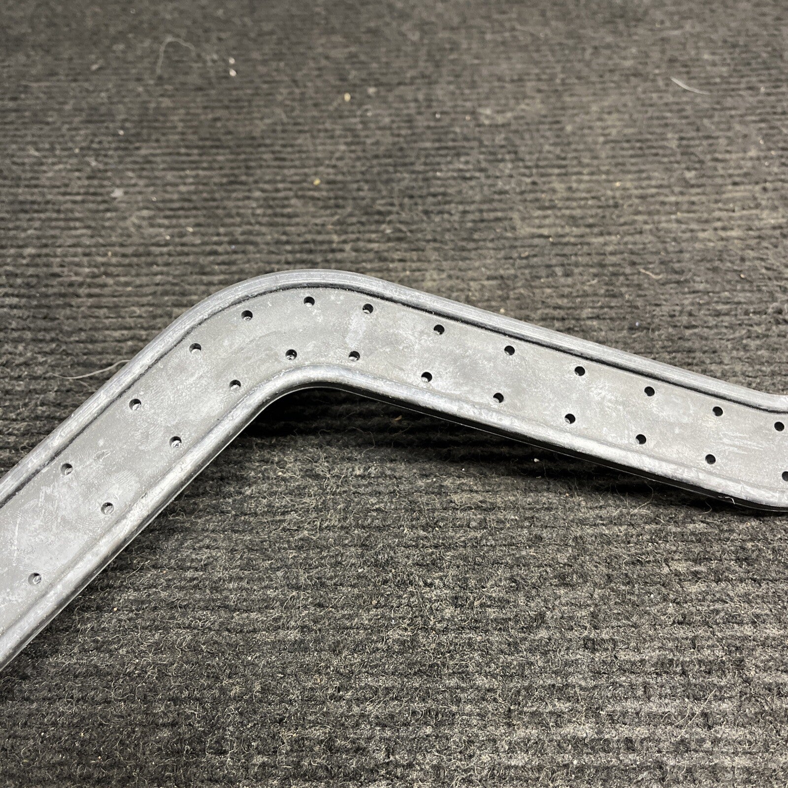 ☑️ 2008-2013 BMW 128i 135i Coupe Battery Protection Bar Bracket Holder Tie OEM