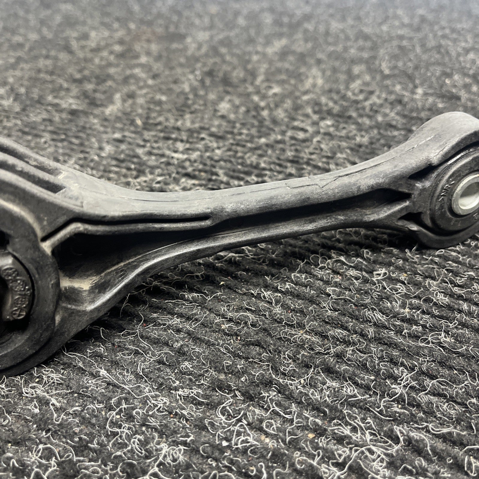 ☑️ TORQUE STRUT MOUNT SUPPORT BRACKET fits IMPREZA WRX STI 2012 OEM PA66 GF50