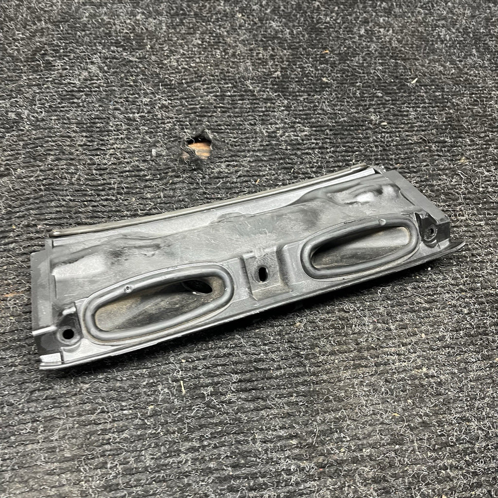 ☑️ 07-13 BMW E90 E92 335i 328i Windshield COWL Cover Heater Panel Center 9175860