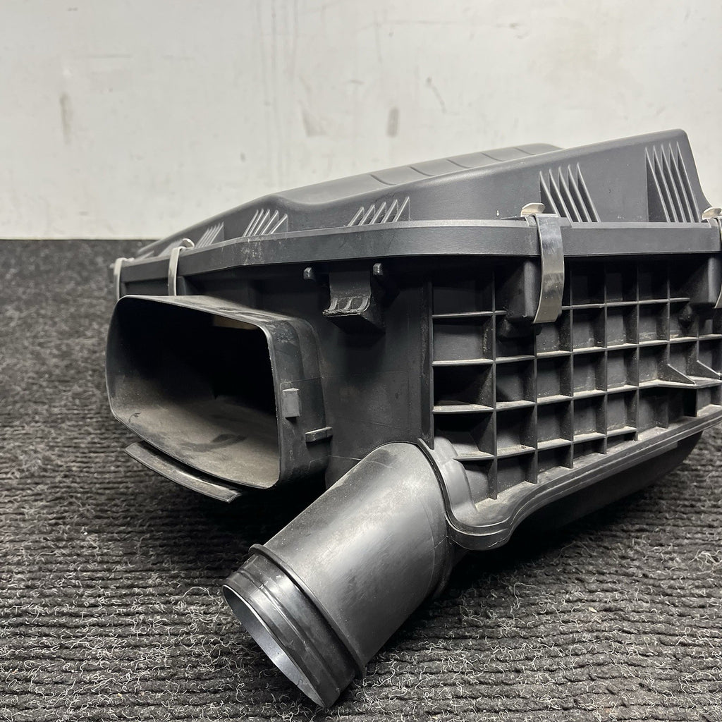 ☑️ 07-13 OEM BMW E82 E88 E90 E92 E93 335 N54 AirBox Air Box Filter Housing