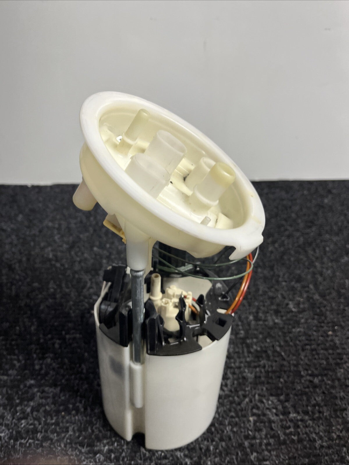 ☑️ 06-13 BMW E82 E88 E90 E91 E92 E93 128I 135I 328I 335I Fuel Pump Sending OEM