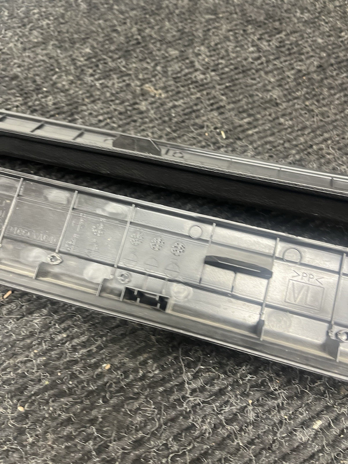 ☑️ 2015-2021 Subaru WRX STI Front Door Sill Trim Set OEM LU85