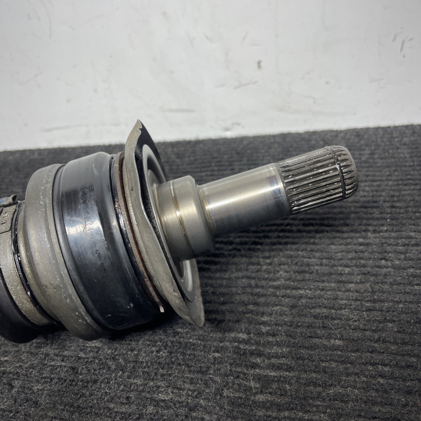 ☑️ 11-16 BMW MANUAL M/T 6 SPEEDF10 550i 535i Left Driver Rear Axle Shaft OEM
