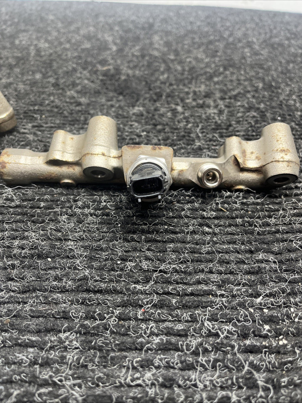 ☑️ TOYOTA FRS SUBARU BRZ 86 OEM 2.0L FA20 FUEL INJECTIONS INJECTOR RAILS - PAIR
