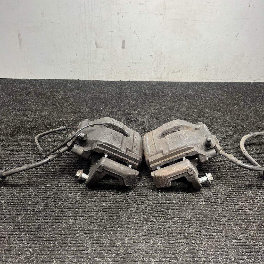 ☑️ 06-08 BMW E85 Z4 N52 3.0si RWD SET OF 2 FRONT LEFT & RIGHT BRAKE CALIPER OEM