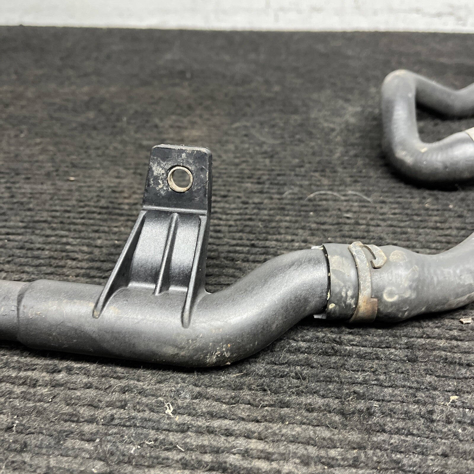 ☑️ 09-16 OEM BMW E89 Z4 35i DCT Radiator N54 Engine Coolant Pipe Hose Lower